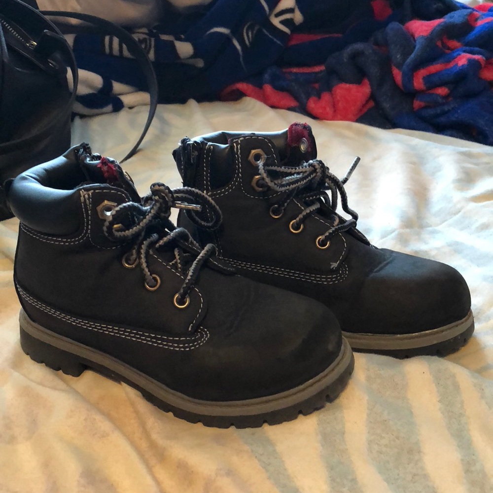Boys size 11 black work boots